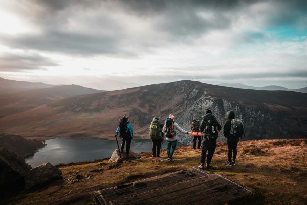 Quels sont les conseils pour une randonnée dans les montagnes Rocheuses canadiennes?